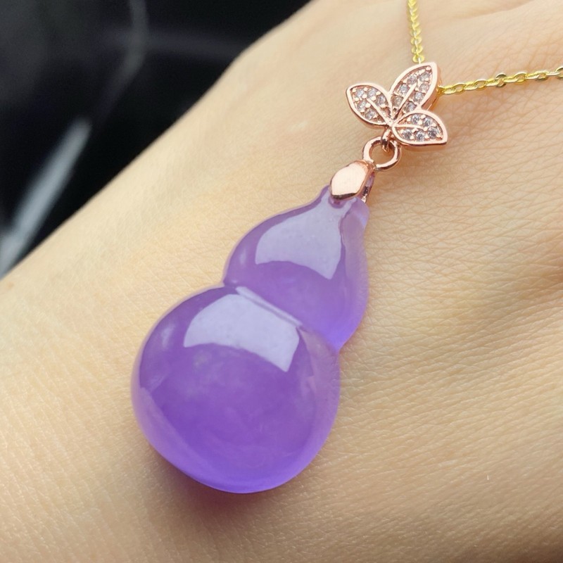 Pendant, Ice-Type Old Mine Jad - Lighting review and price